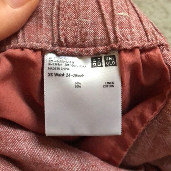4/$20 Uniqlo Linen Shorts - Picture 3 of 3
